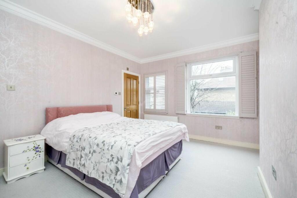 Brentford House Bed & Breakfast Екстериор снимка