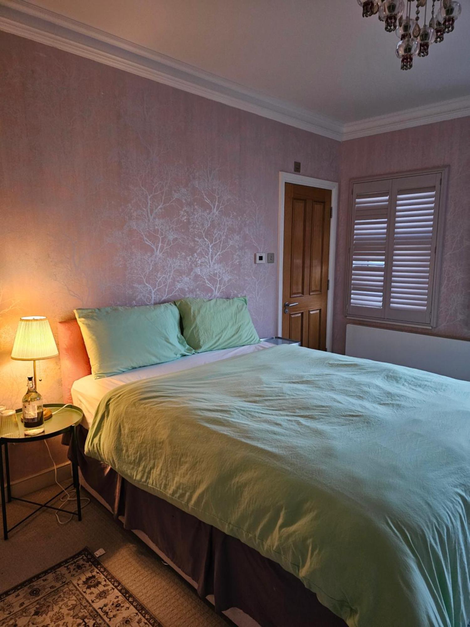 Brentford House Bed & Breakfast Екстериор снимка