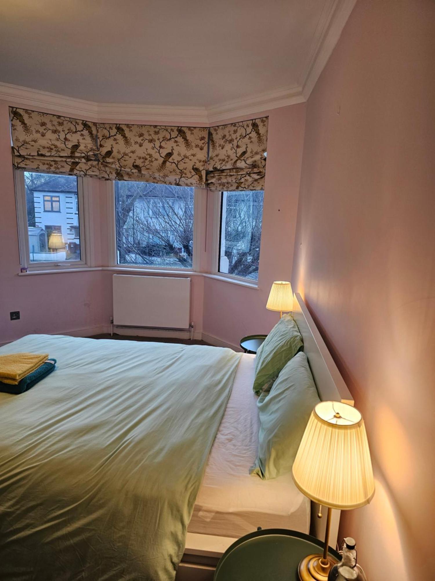 Brentford House Bed & Breakfast Екстериор снимка